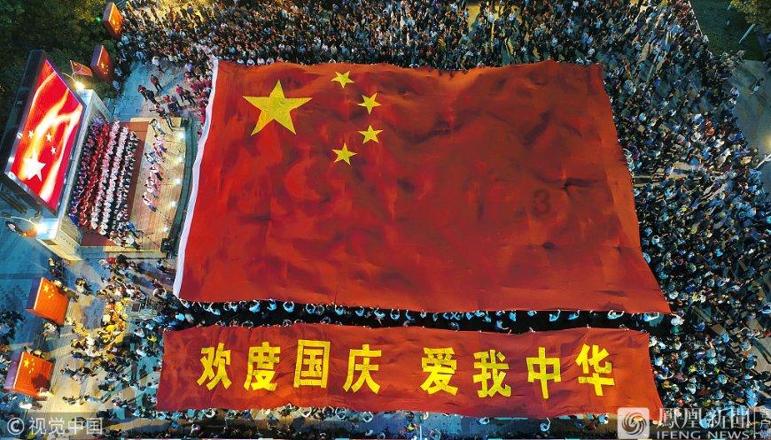 李湘现身直播间，与李维嘉再度同台！5个月前曾官宣退休
